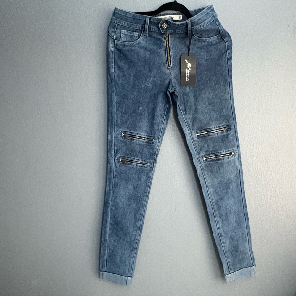 Stylish Blue Denim Jeans